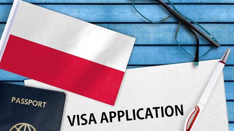 Список страхових компаній для візи в Польщу 2022